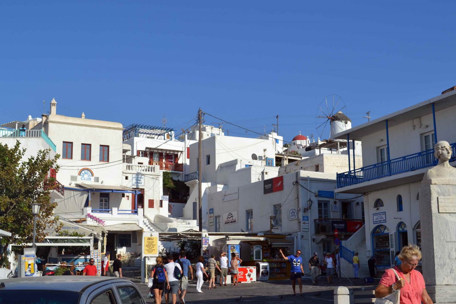 ruas centro mykonos