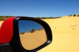 de carro em pinnacles desert