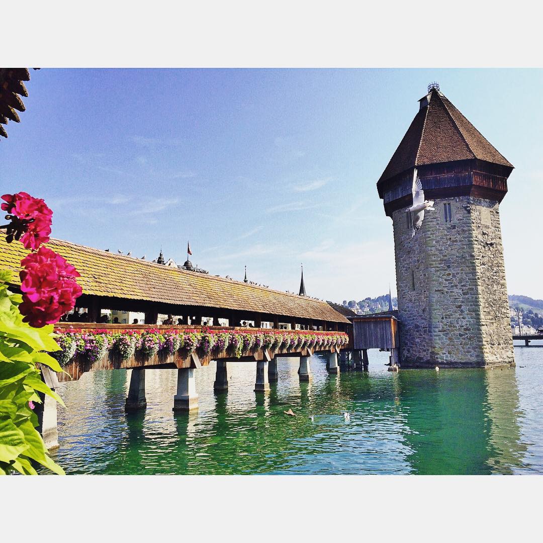 ponte de madeira em lucerne