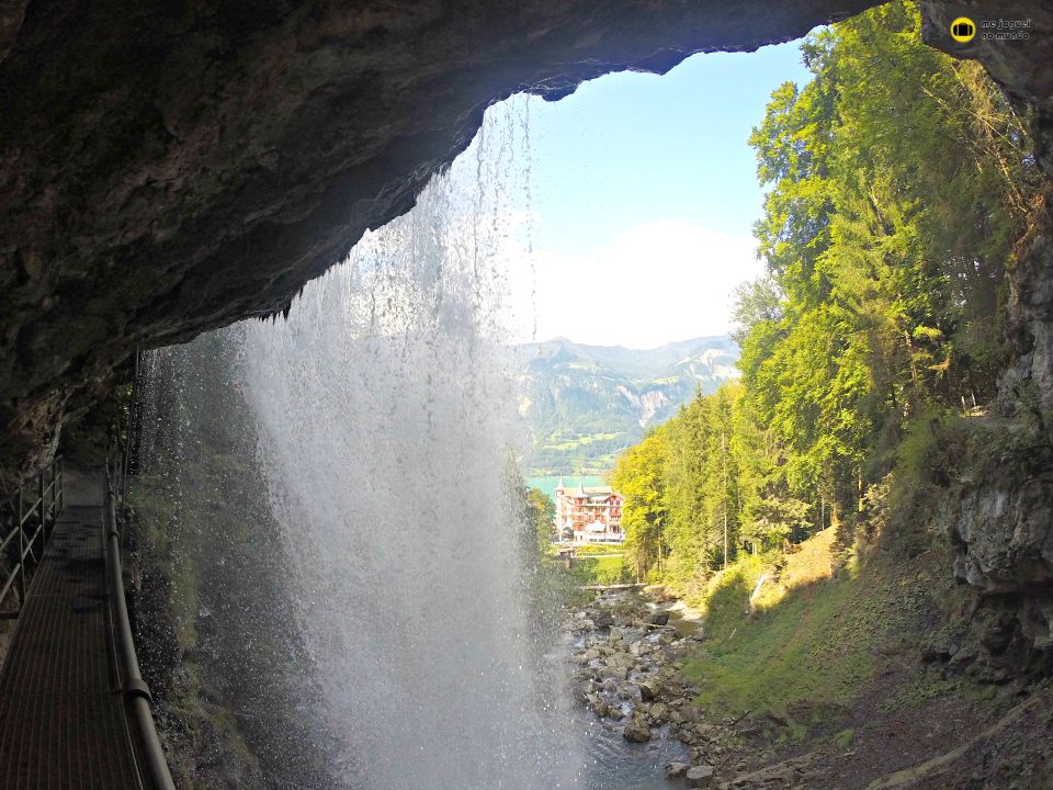 cachoeira giessbach em brienz