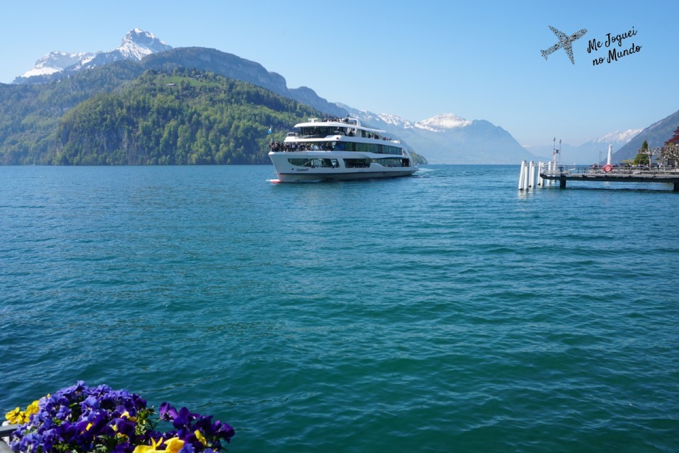 passeio de barco de brunnen a flüelen