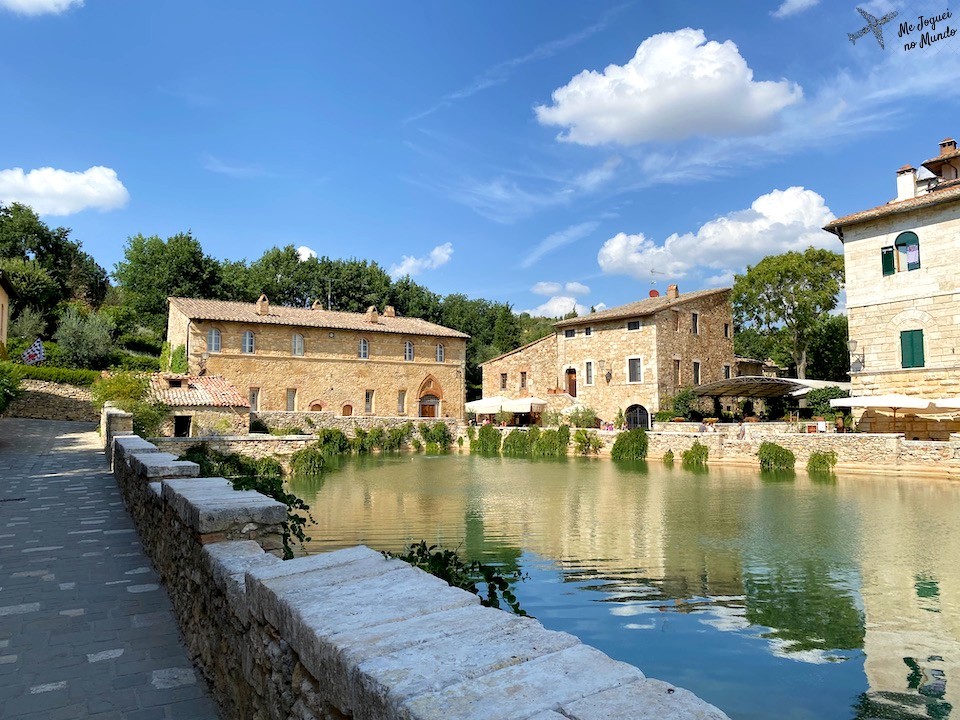 a cidade de bagno vignoni na toscana