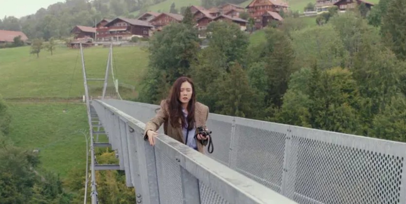 ponte suspensa cena pousando no amor