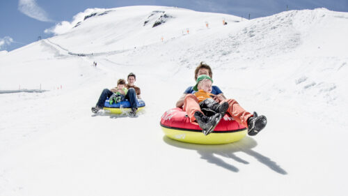 tem neve na suiça no verão